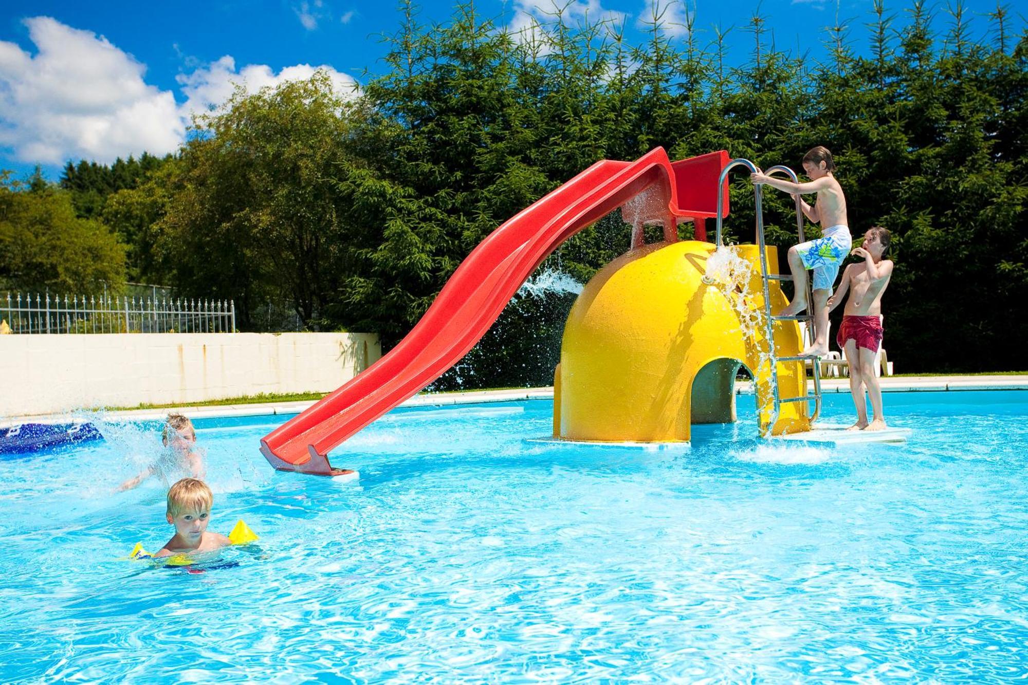 Hotel Ardenparks Petite Suisse Dochamps Zewnętrze zdjęcie