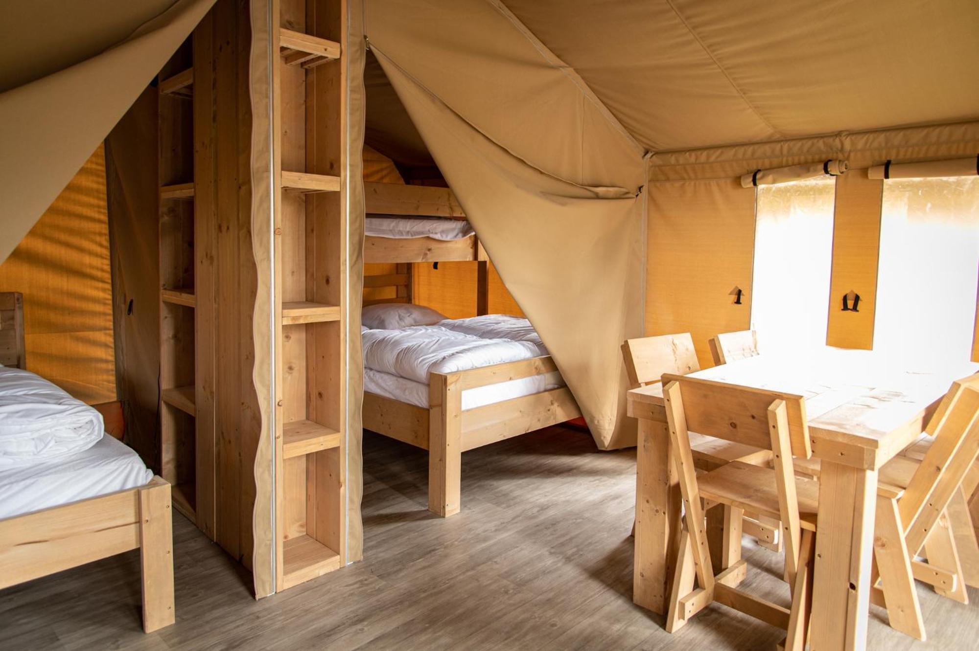 Hotel Ardenparks Petite Suisse Dochamps Pokój zdjęcie